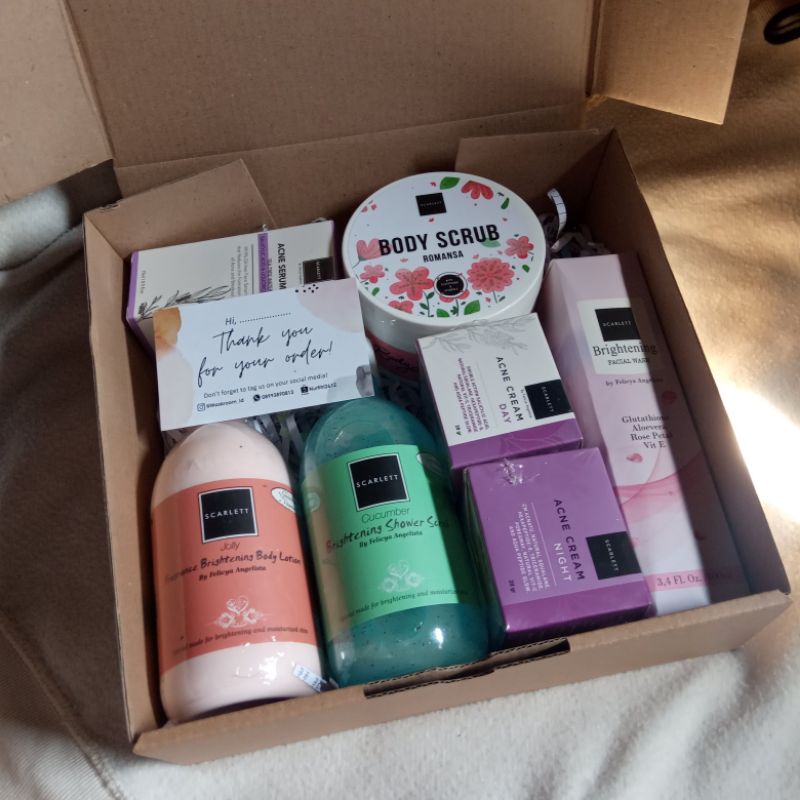 PAKET COMBO SCARLETT WHITENING 7 ITEM HAMPERS KADO ULANG TAHUN NIKAH SESERAHAN | BODYCARE SKINCARE