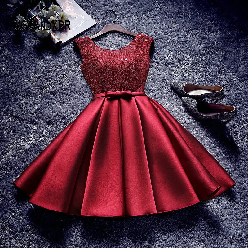 Red Short Lace Prom Dress A Line Champagne Homecoming Dress Elegant Grey Satin Graduation Date