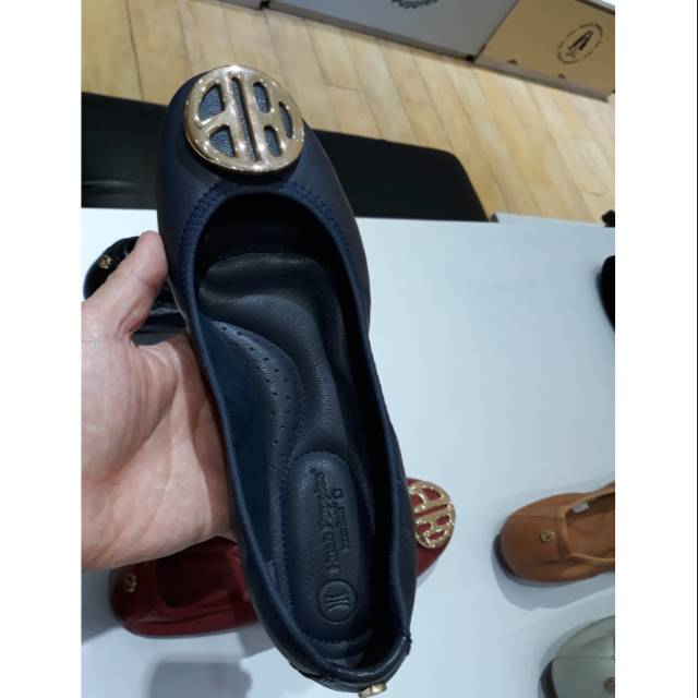 Sepatu flat samantha hushpuppies sale