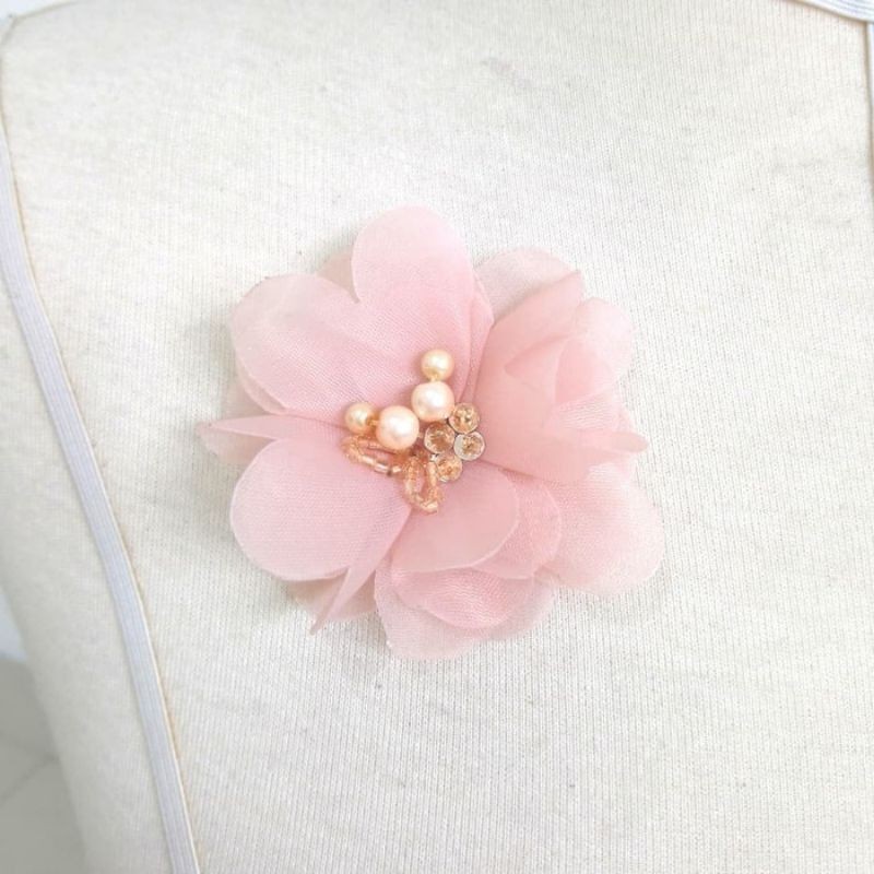 Aplikasi korsase bunga organza organdi kain kaca 3d payet masker kristal