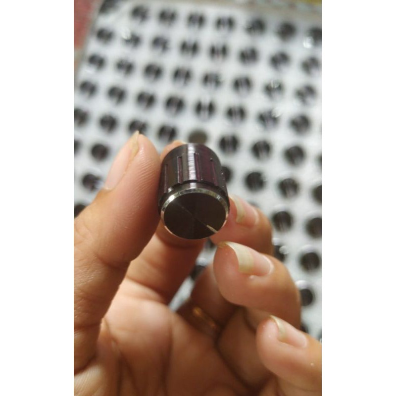 Knop Potensio Alumunium Hitam 14mm