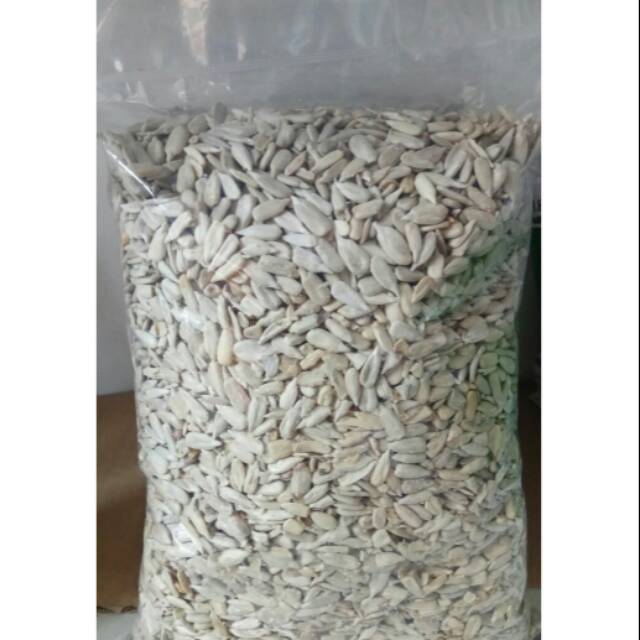 

sunflower/biji bunga matahari/kuaci kupas roasted 500 gram