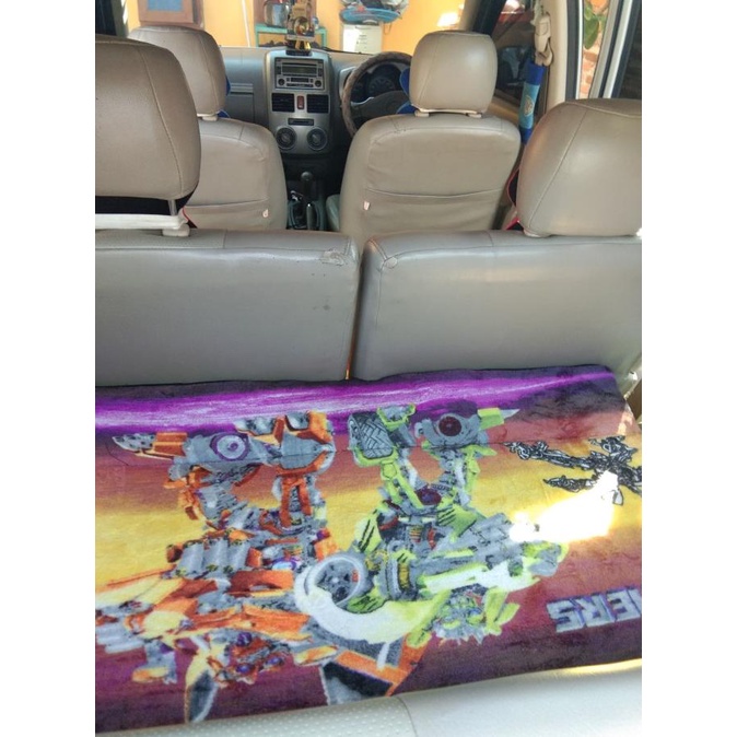 KASUR MOBIL BUSA JOK BELAKANG