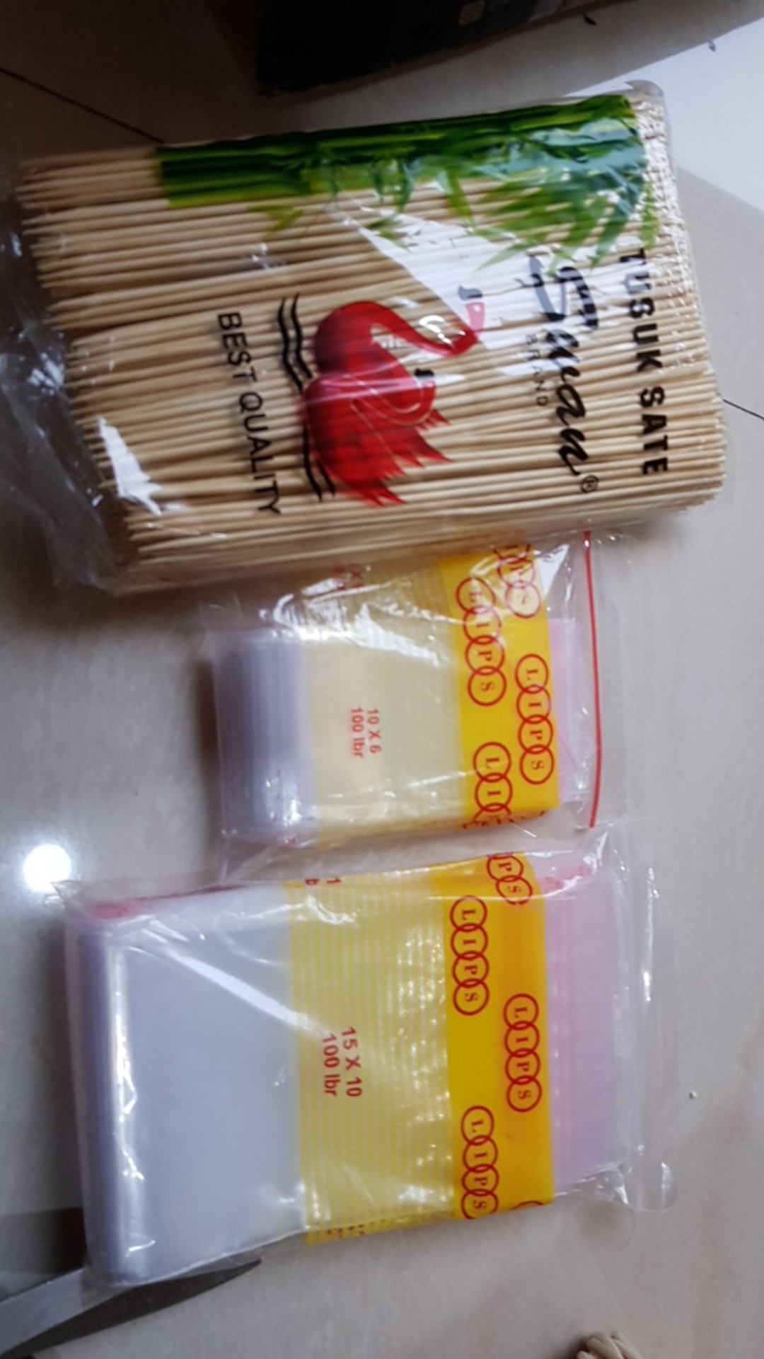 Plastik Klip Ukuran 15x10 Isi 100 Lembar