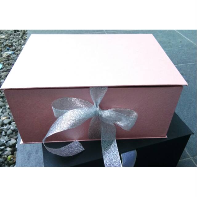 

box buku hampers 23x15x6,5