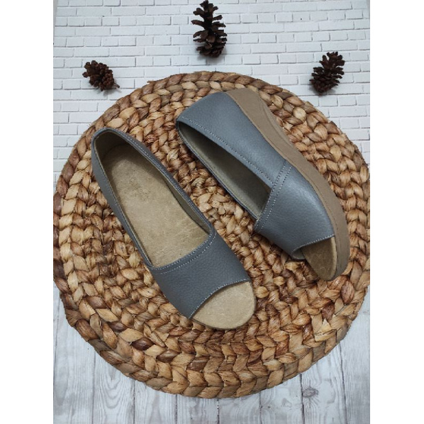 Sepatu papirut / sepatu kulit garut