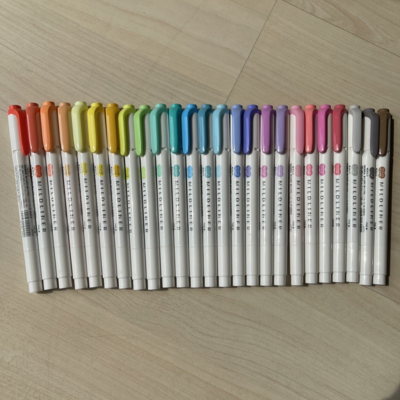 

zebra mildliner double ended (water based marker) zebra mildliner preloved