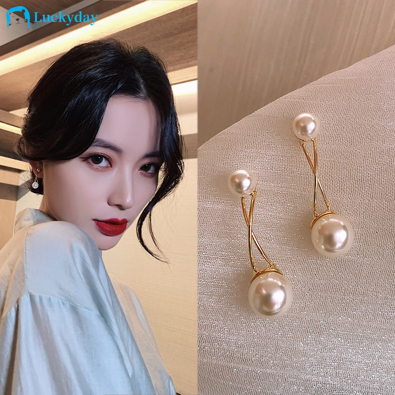 YEEZII Anting Giwang Simple Elegan Warna Gold Gaya Korea Dengan Mutiara Untuk Wanita