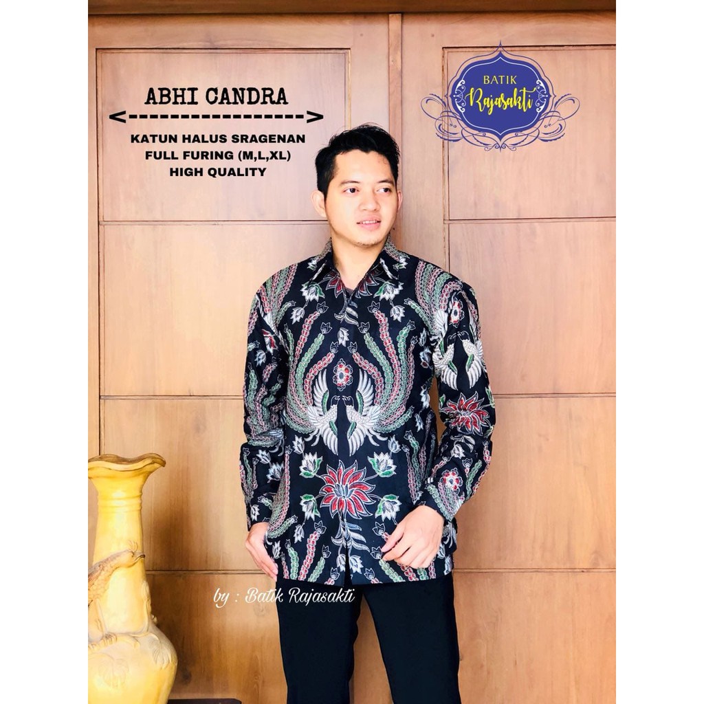 ABHI CANDRA RAJASAKTI KEMEJA BATIK SOLO PRIA LENGAN PANJANG LAPIS FURING ATASAN BATIK PREMIUM MODERN KATUN HALUS BAHUWIRYA  BANAMITRA BANAMITRA PUTIH BANGSAWAN BAYU PUTRA BERLIAN BIRU BHARATAYUDA BIMASENA BIRENDRA BIRU INDAH BRAHMAKERTA BRAHMAKERTA MERAH