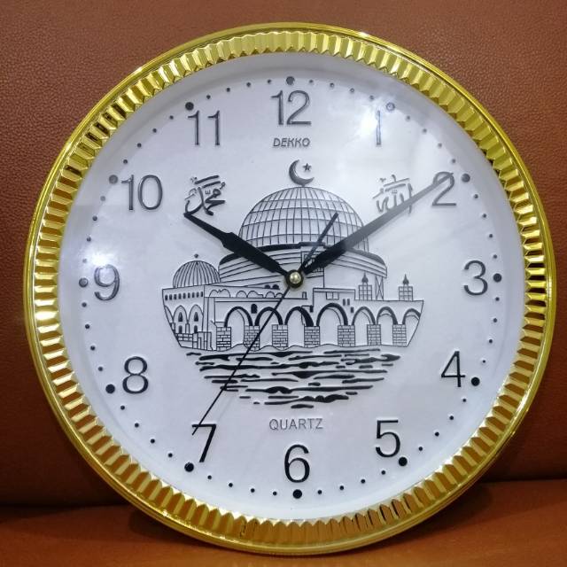 JAM DINDING BULAT DEKKO 6016 MW KALIGRAFI MASJID ISLAMI UKIRAN TIMBUL DIAMETER 32 CM