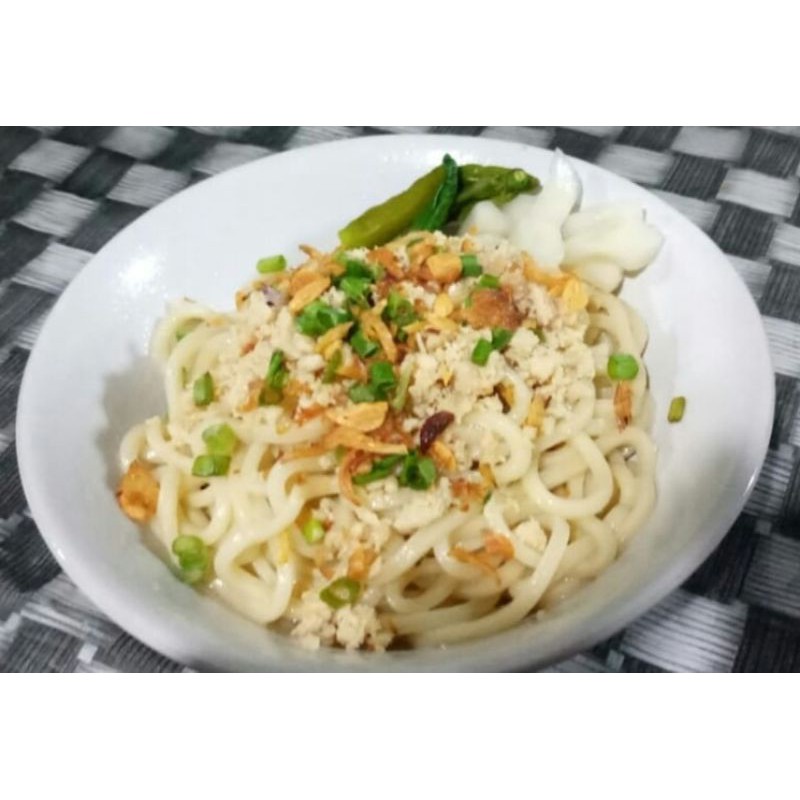 

mie pangsit instan
