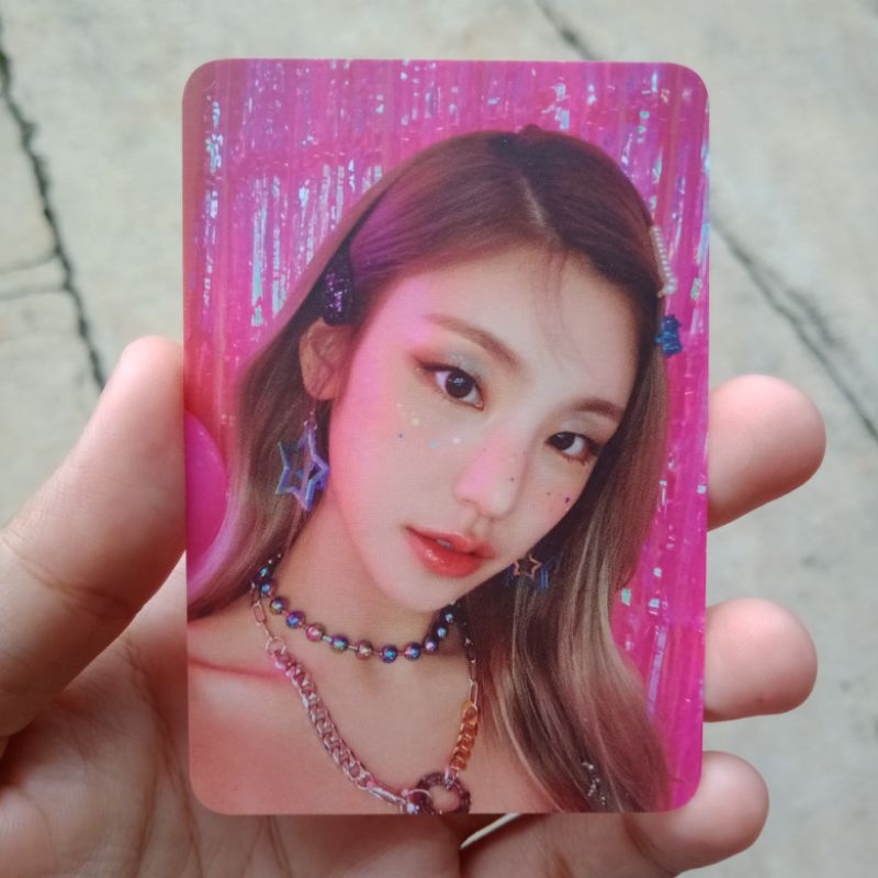 [BOOKED] ITZY YEJI MIDZY WELKIT PHOTOCARD ONLY