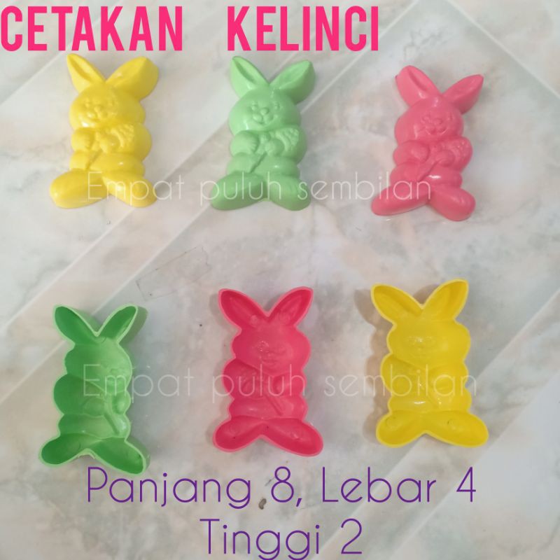 cetakan puding karakter kelinci/ cetakan hewan donal mickey / cetakan bolu plastik