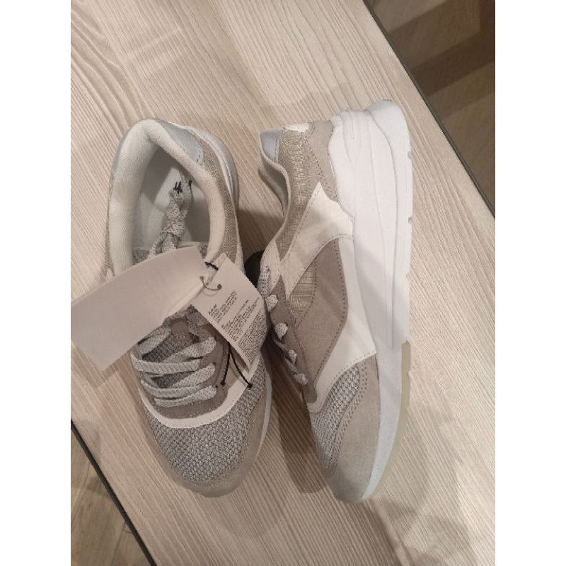 Sepatu H&M ORIGINAL STORE