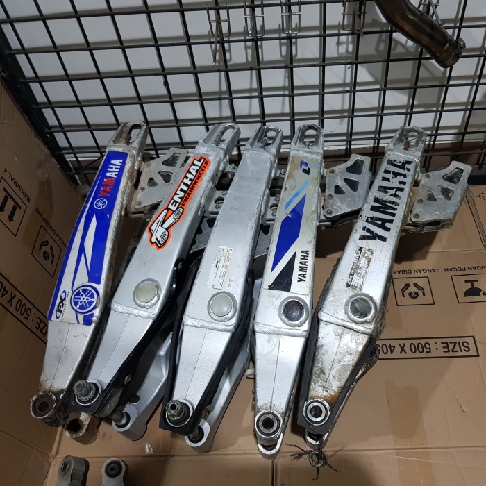 {duniastore} arm swingarm Yamaha YZ 125 250 SE Trail Diskon