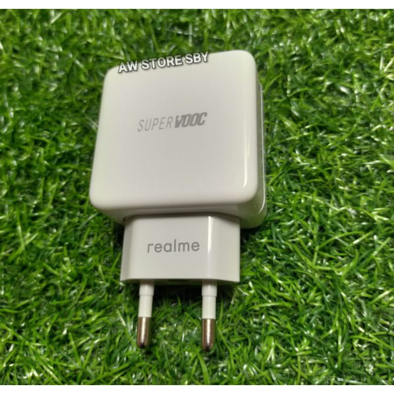 CHARGER REALME TYPE C SUPER VOOC REALME X X2 XT 5 PRO REALME 7 7i C17 C25 (TYPE C 20W)