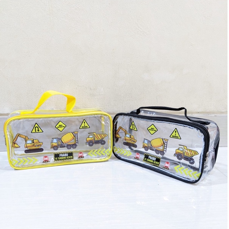 

TERLARIS POUCH MIKA / GOODIE BAG / SOUVENIR ULTAH / ULANG TAHUN / HAMPRES / DUSGRIP / TEMPAT PENSIL / KADO