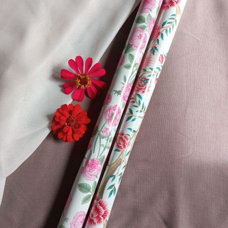 

Tambahan packing kertas kado