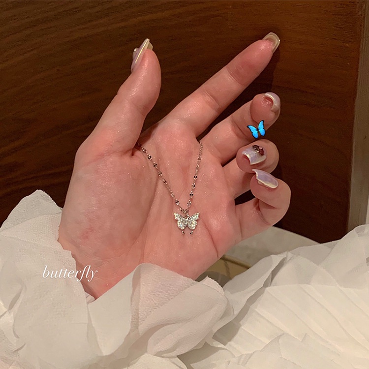 Kalung Liontin Kupu-Kupu Bahan Titanium Steel S925 Silver Hias Kristal Berlian Untuk Wanita Necklace
