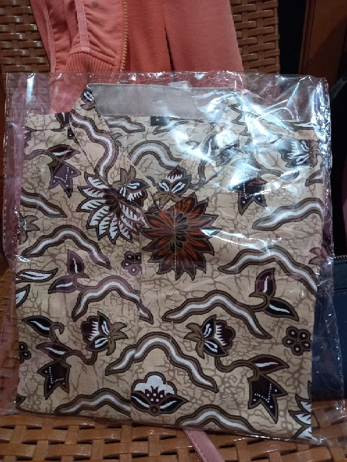 Kemeja Batik Anak Slimfit Warna Cream Panjang Dan Pendek
