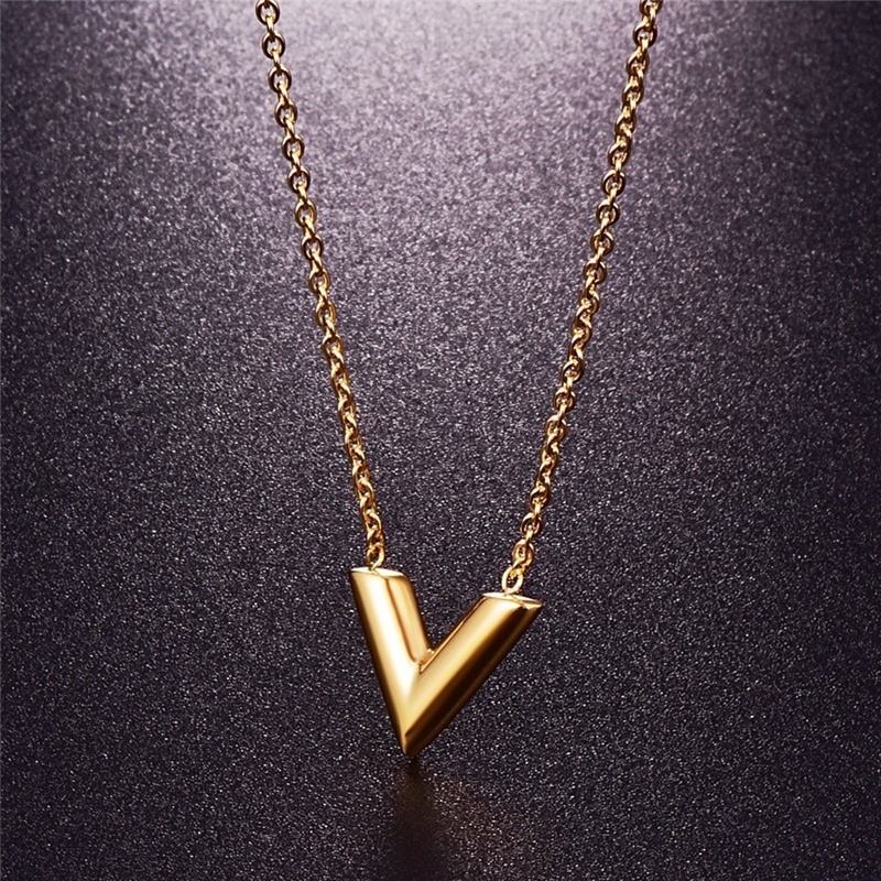 Kalung Rantai Dengan Liontin Huruf V Bahan Metal Untuk Wanita