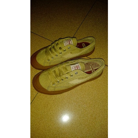 SepatuCompassGazelleCappucino41Low