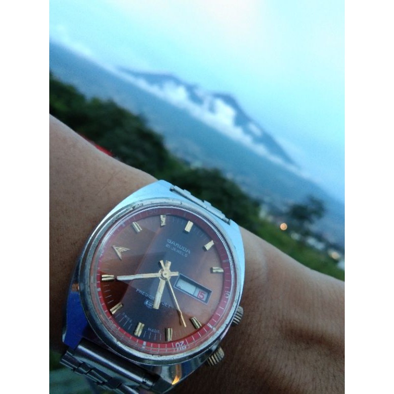 Jam Garuda President Jet