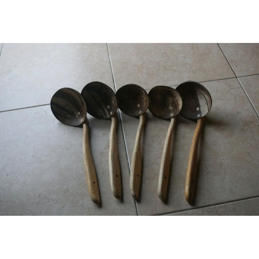 irus kayu centong sendok sayur batok kelapa klasik
