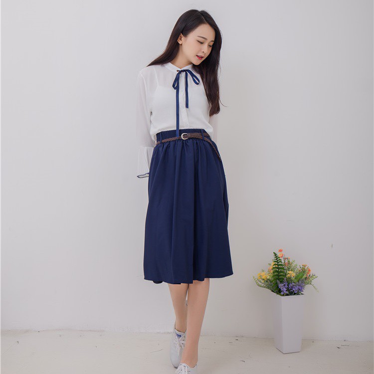  Rok  Wanita  Model  Lipit dengan Potongan A Line  dan Bahan 