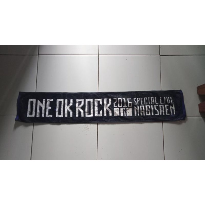 Towel/Syall One Ok Rock