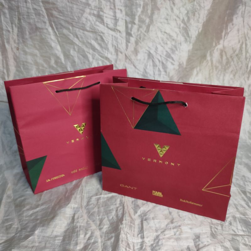 

VERMONT PAPER BAG KADO FASHION GOODY BAG [ Kado cowok cewek ultah wisuda anniversary pernikahan gift box ]