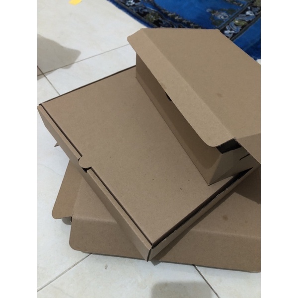 

Kardus Hampers