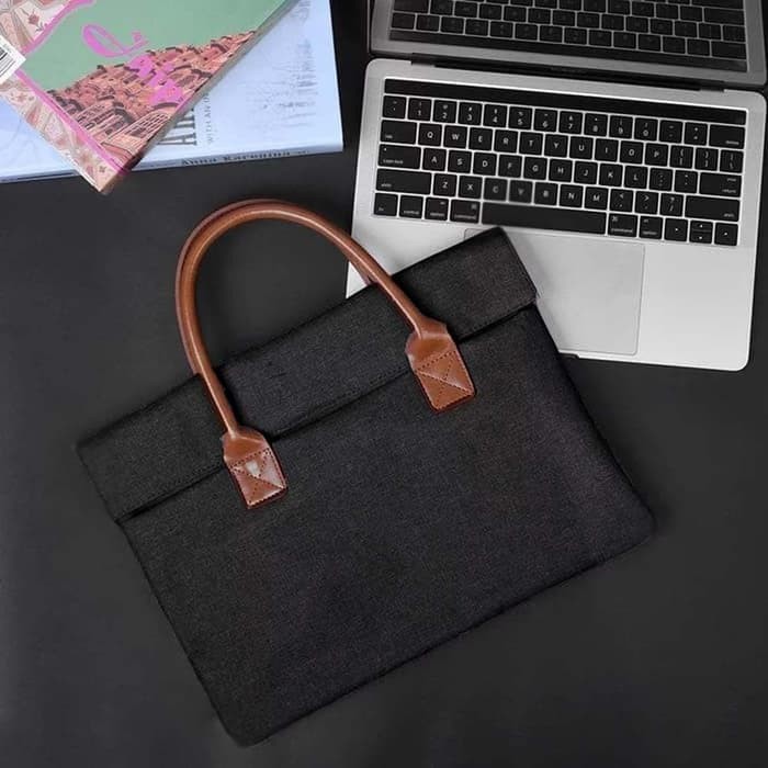 Tas Laptop Macbook Softcase With Extra Longstrap 15 - 16 inch black