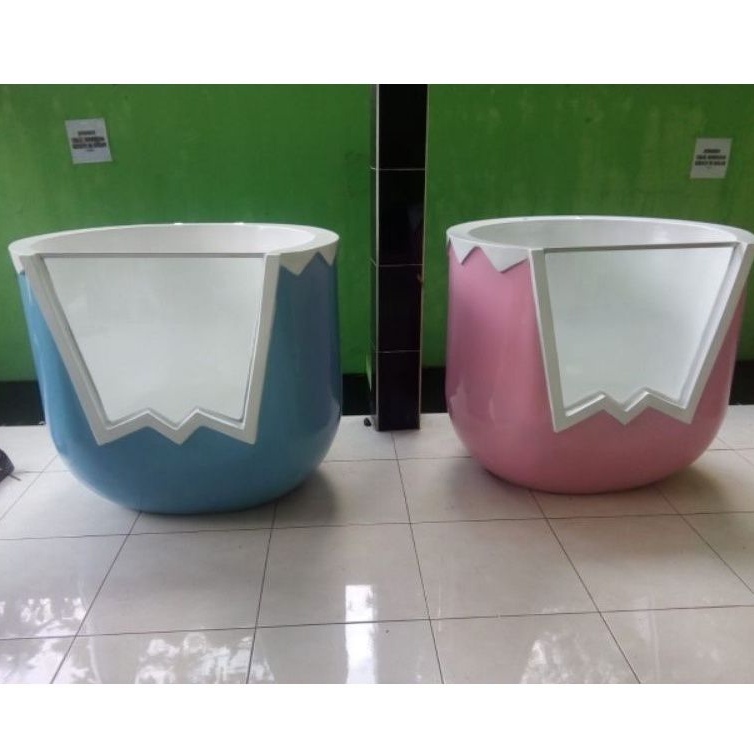 Kolam Baby Spa Fiber Bentuk Telur aman untuk baby