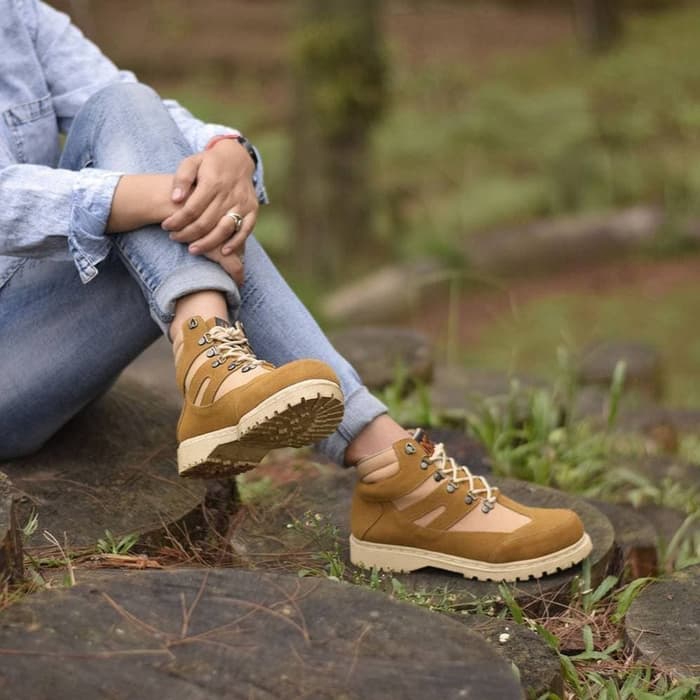 sepatu boots wanita kickers zimzam