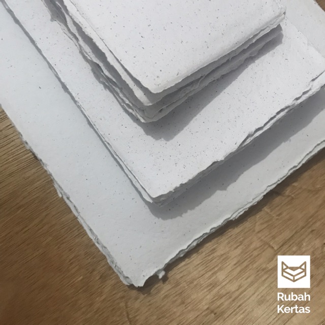 

Mix Sample Set - Putih Polos - Variasi Ukuran