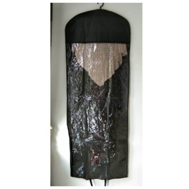 Cover / tas gaun , sarung baju pesta / pengantin , cover gantungan gaun warna hitam