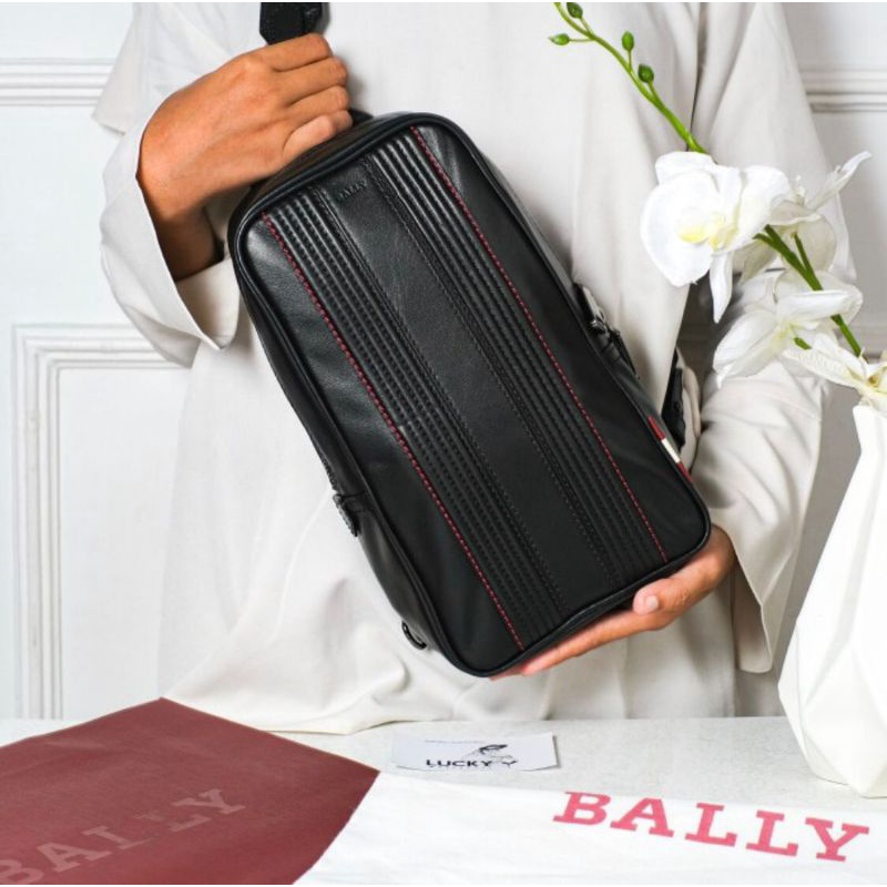 Bally Alanko Leather SlingBag In Black - ORIGINAL 100%