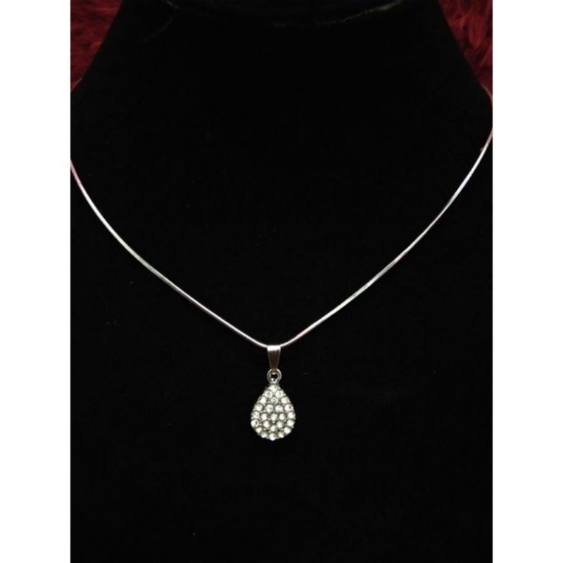 kalung liontin tetesan air gembok daun love bintang kunci dll kalung  silver Itali plus liontin produk import bahan RHODIUM  45 dan 60cm warna silver anti karat dan tidak luntur barang