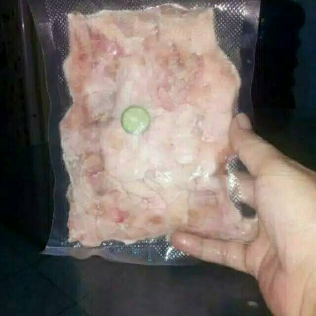 

CEKER AYAM TANPA TULANG FRESH SUPER BESAR ISI 13PCS. MEMPERKUAT SISTEM KEKEBALAN TUBUH.