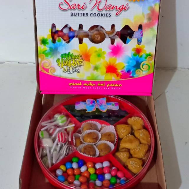 

Parcel kue kering buat thr