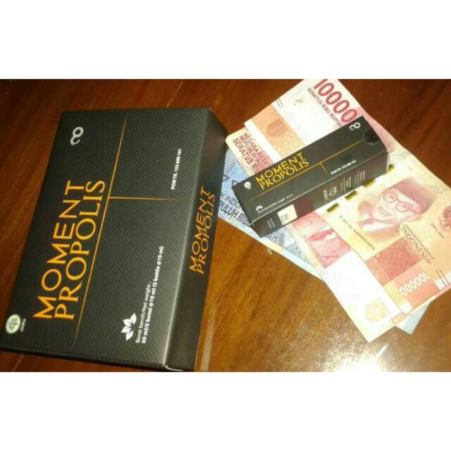Moment Propolis