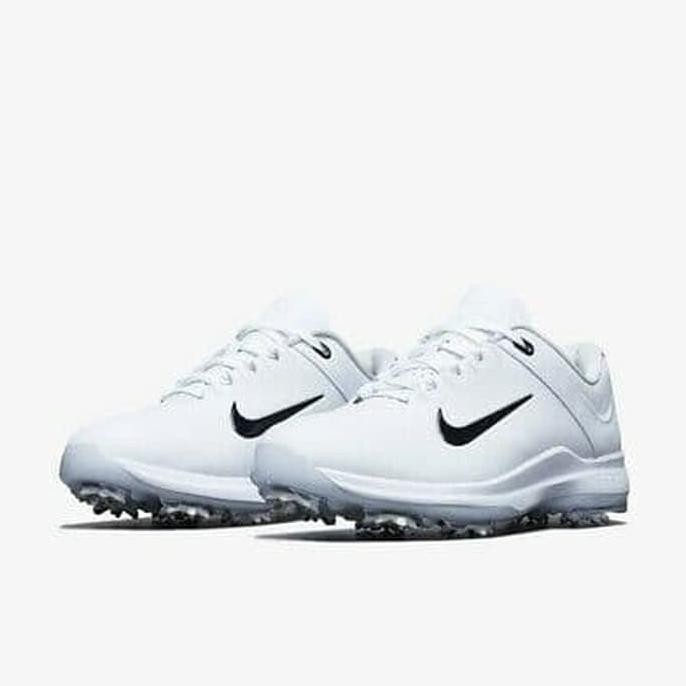 sepatu golf nike