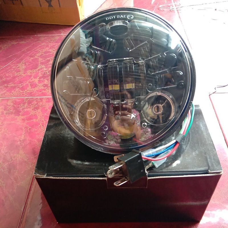 Lampu Daymaker 16 Led Dos Hitam Dot Sae V-1