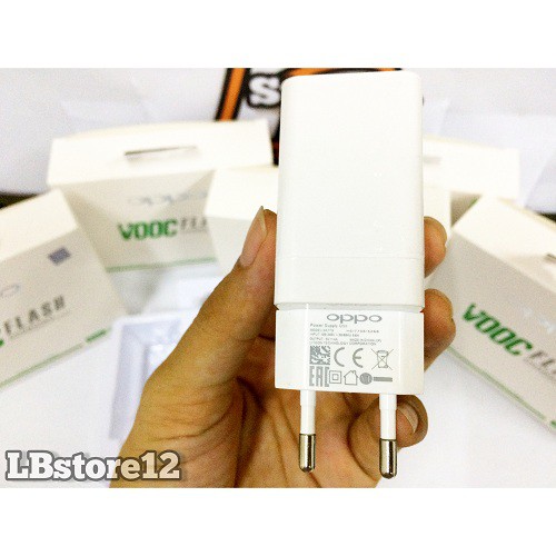 Charger Oppo VOOC 4A Original 100% Pengisian Super Cepat oppo F9 F3plus F1plus.