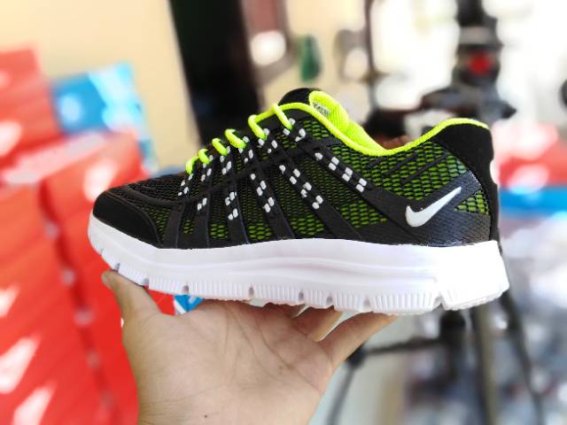 SEPATU SPORT NIKE AIRMAX 3D SKIN HITAM HIJAU - SEPATU OLAHRAGA NIKE PRIA