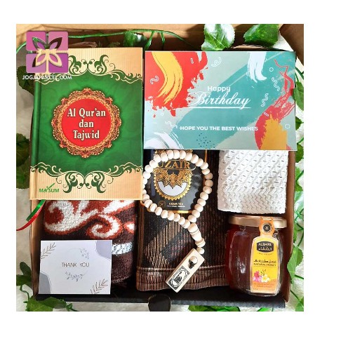 Hampers Lebaran Parcel Kado Ulang Tahun Alat Sholat Pria - Paket Iman & Imun