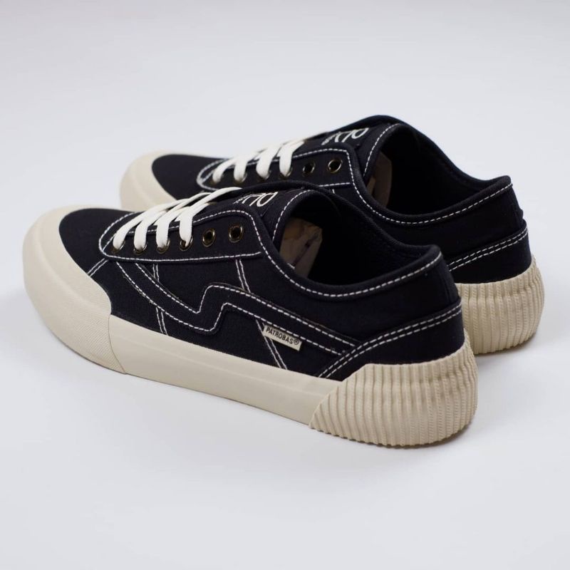 Patrobas Equip low black white