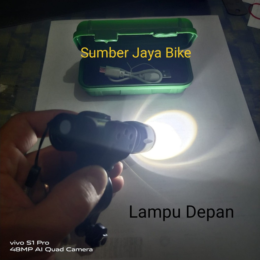 Lampu sepeda LED cas usb 2 in 1 ( berfungsi untuk depan dan belakang )