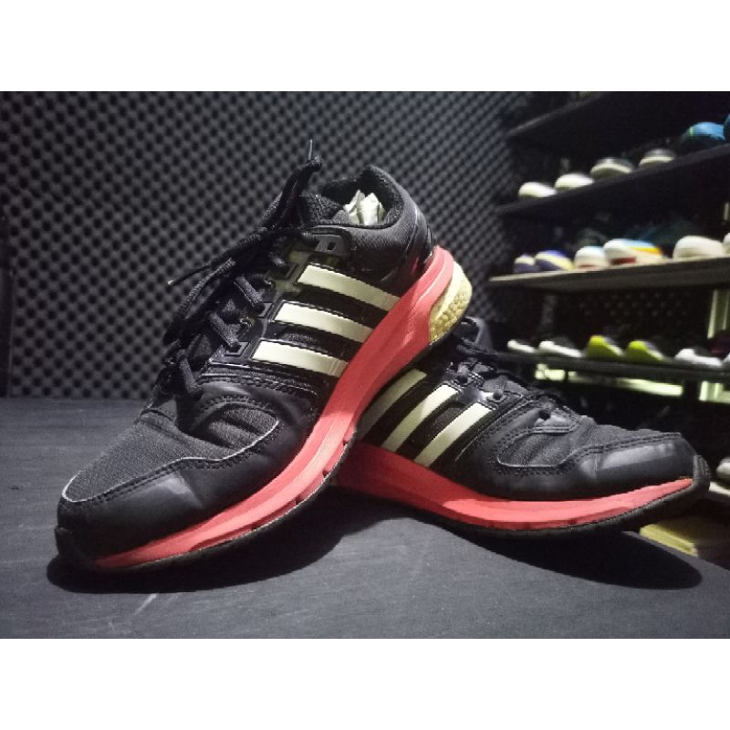 adidas questar